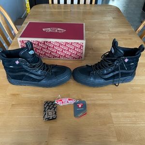 Vans SK8-HI MTE-2 SHOE Black - Size 11
